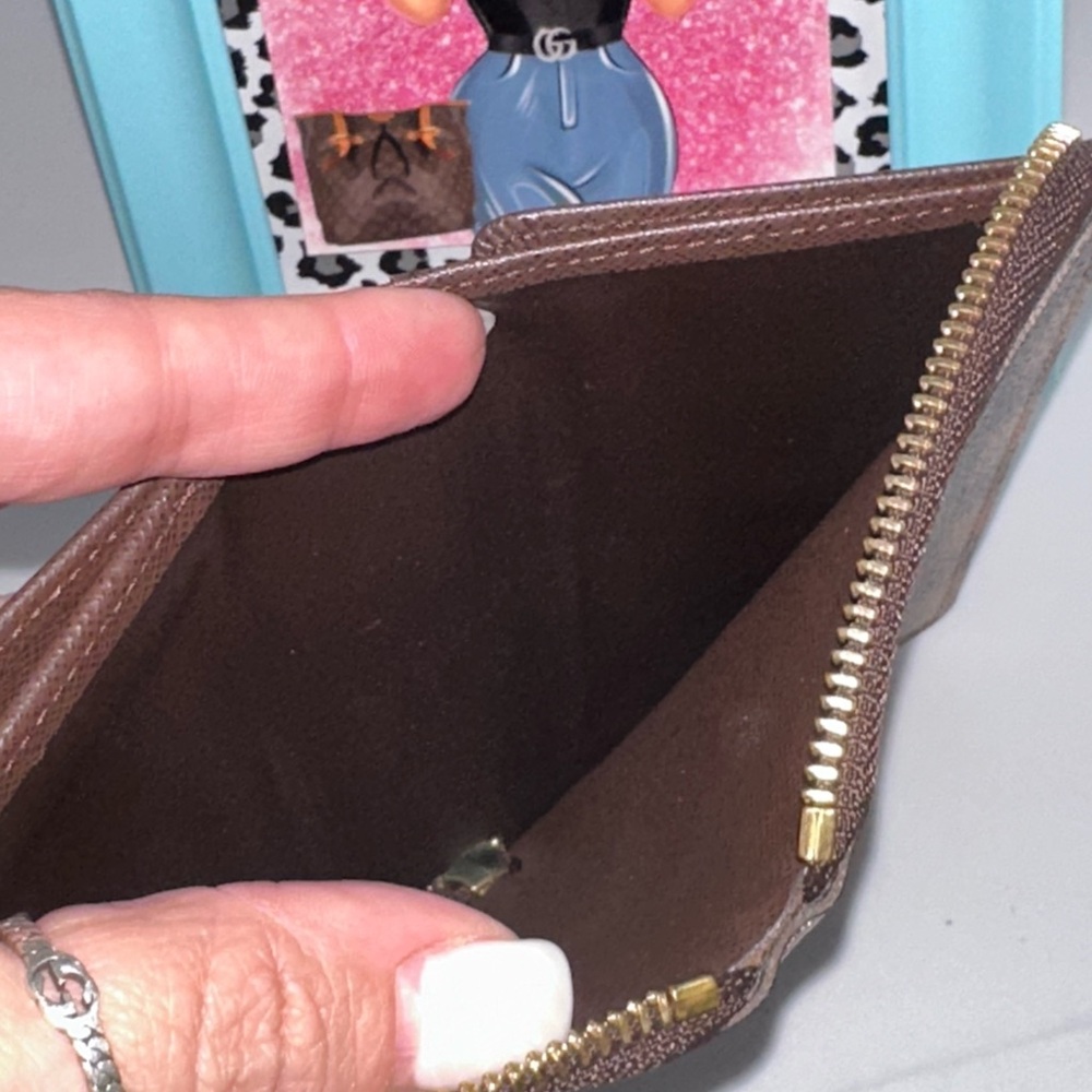 SOLD~Compact organizer wallet - Picture 7 of 8